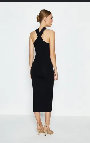 Long black dress
