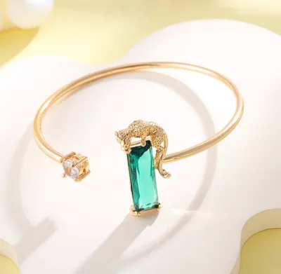 Gold tiger bangle